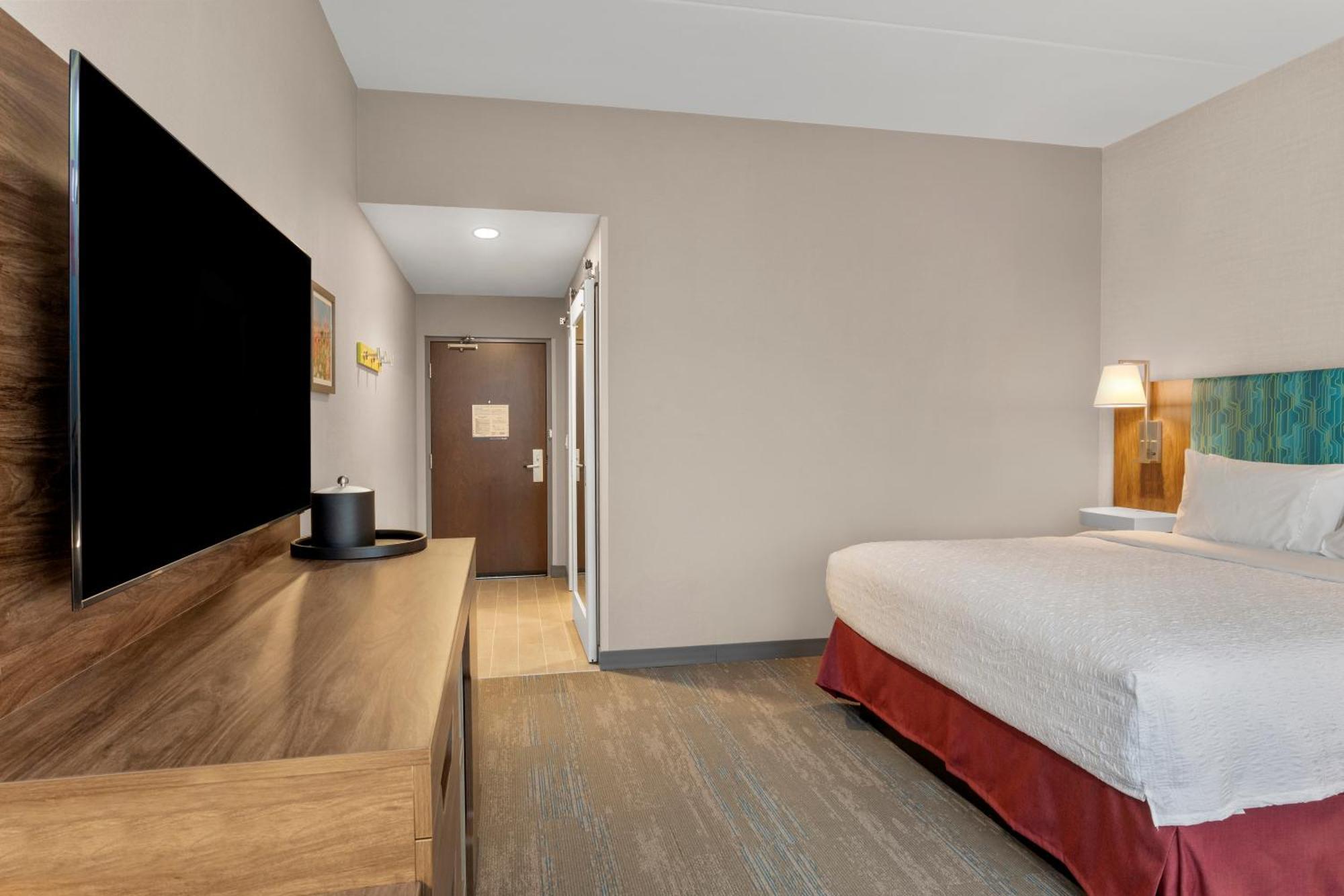 Hampton Inn By Hilton Cornwall Exterior foto